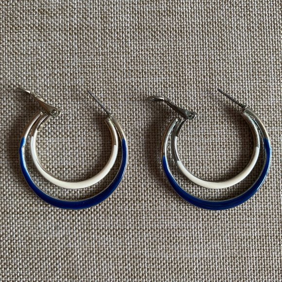 Retro Hoop Earrings - Picture 2 of 5